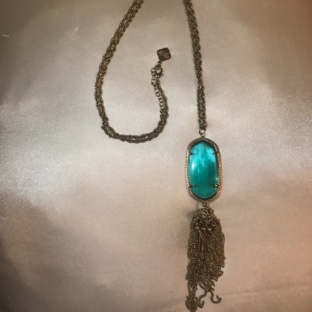 Rayne Necklace In Emerald Cat's Eye